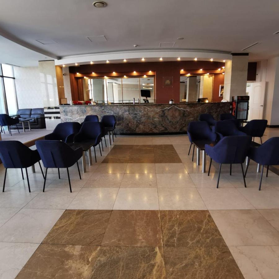 Tincabesti Hotel Zimbru Snagov מראה חיצוני תמונה